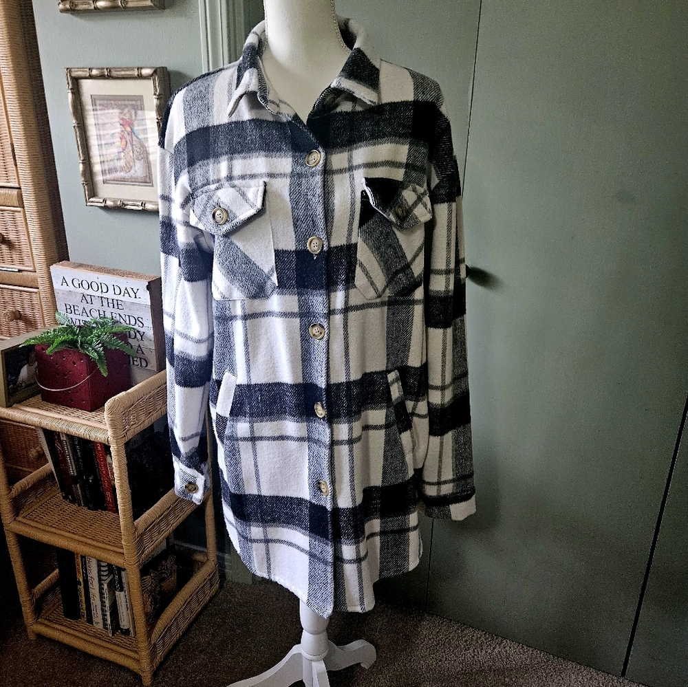 Flannel shirt/jacket sz large/great condition.